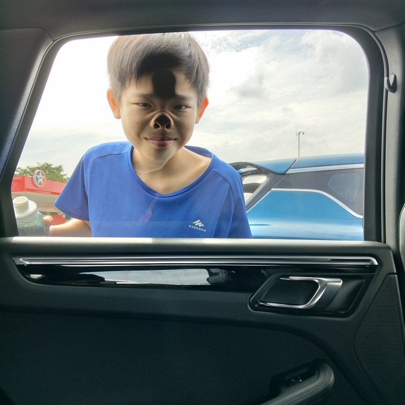 Sean Tan Ru Yi 