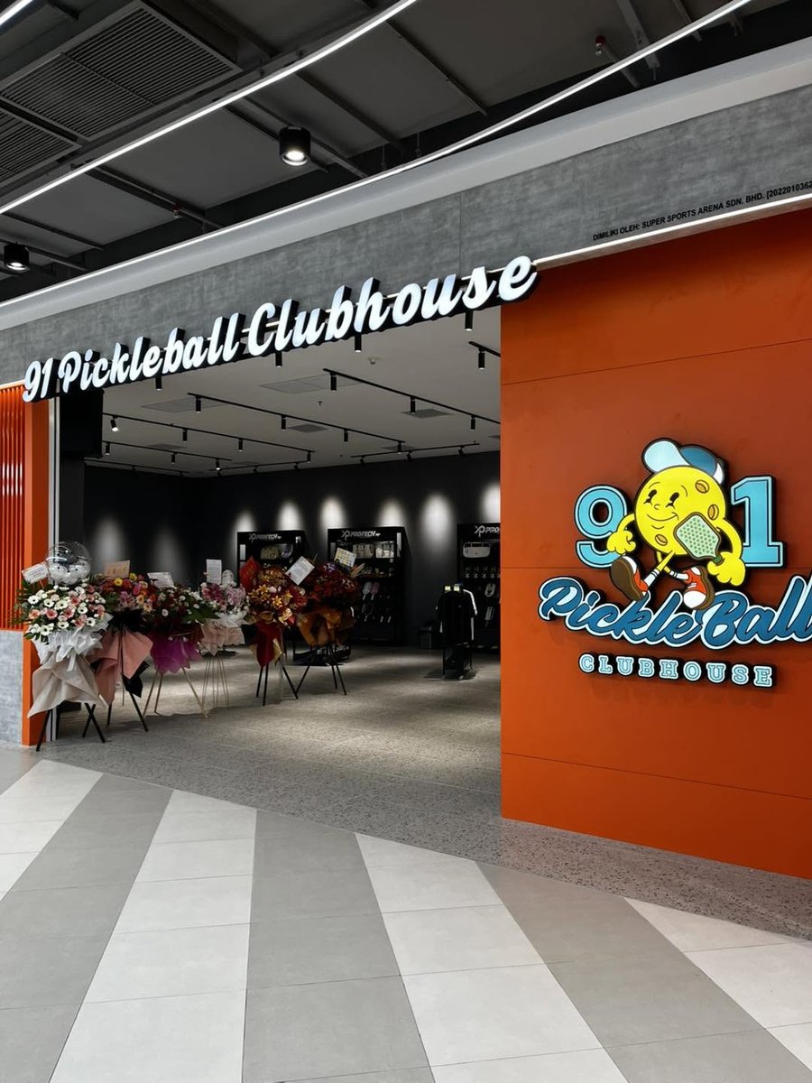 91 Pickleball Clubhouse (Aeon Station 18)